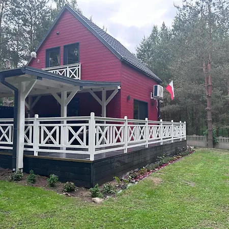 Вилла Mazury Czerwony Jacuzzi