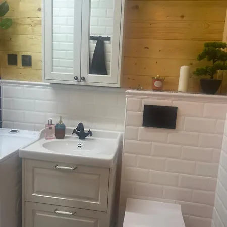 Mazury Czerwony Jacuzzi Romany