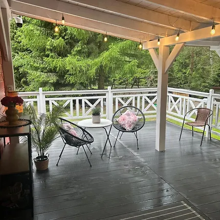 Mazury Czerwony Jacuzzi Romany