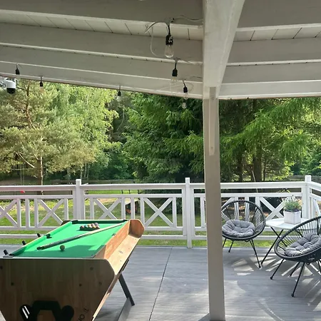 Mazury Czerwony Jacuzzi Romany