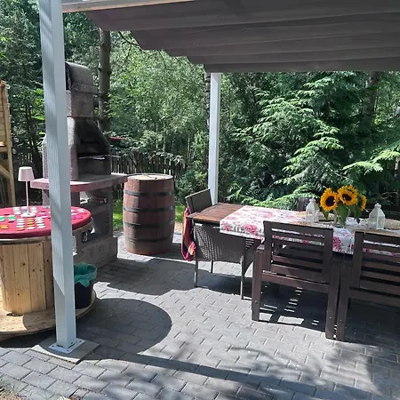 Mazury Czerwony Jacuzzi Вилла *